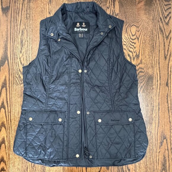 Barbour Women's Otterburn Quilted Vest - Picture 2 of 9